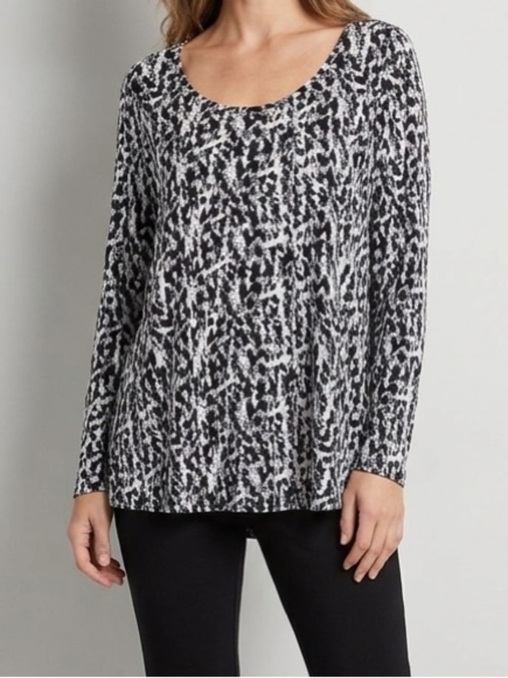 Penningtons Abstract Scoop Neck Top